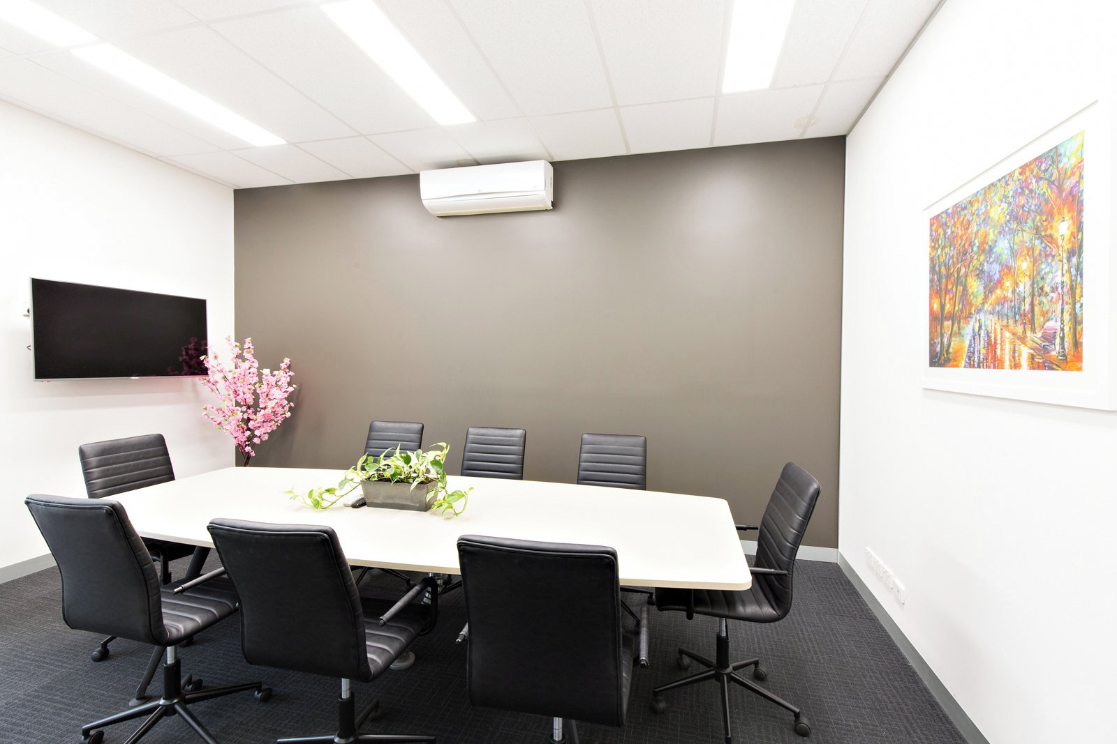 Gallery: 21-27 Lydiard Street South