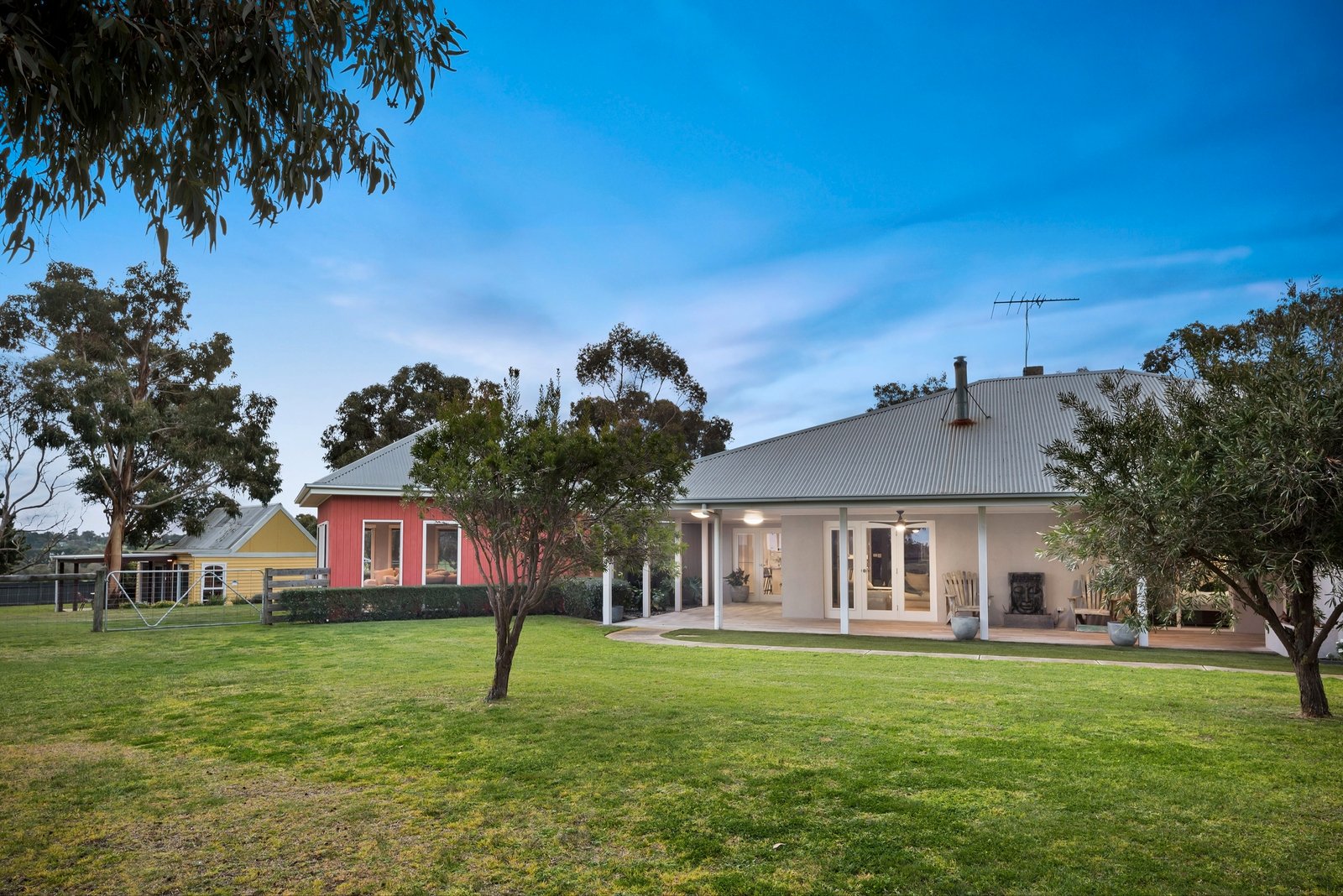 Real Estate and Property in 21-29 Ashgarth Avenue, Leopold, VIC