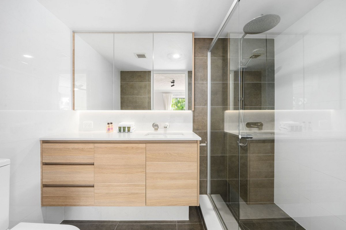 2/1-5 Tallebudgera Drive Palm Beach 8