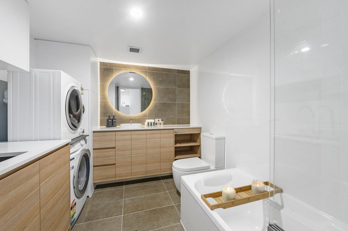 2/1-5 Tallebudgera Drive Palm Beach 9