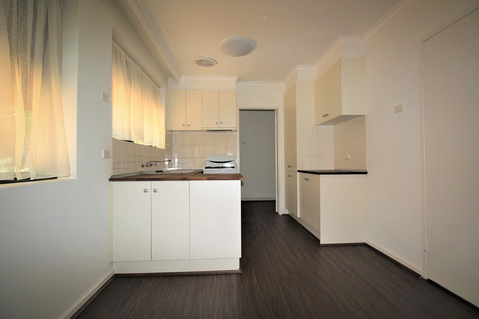 Gallery: 2/1 Adaleigh Court