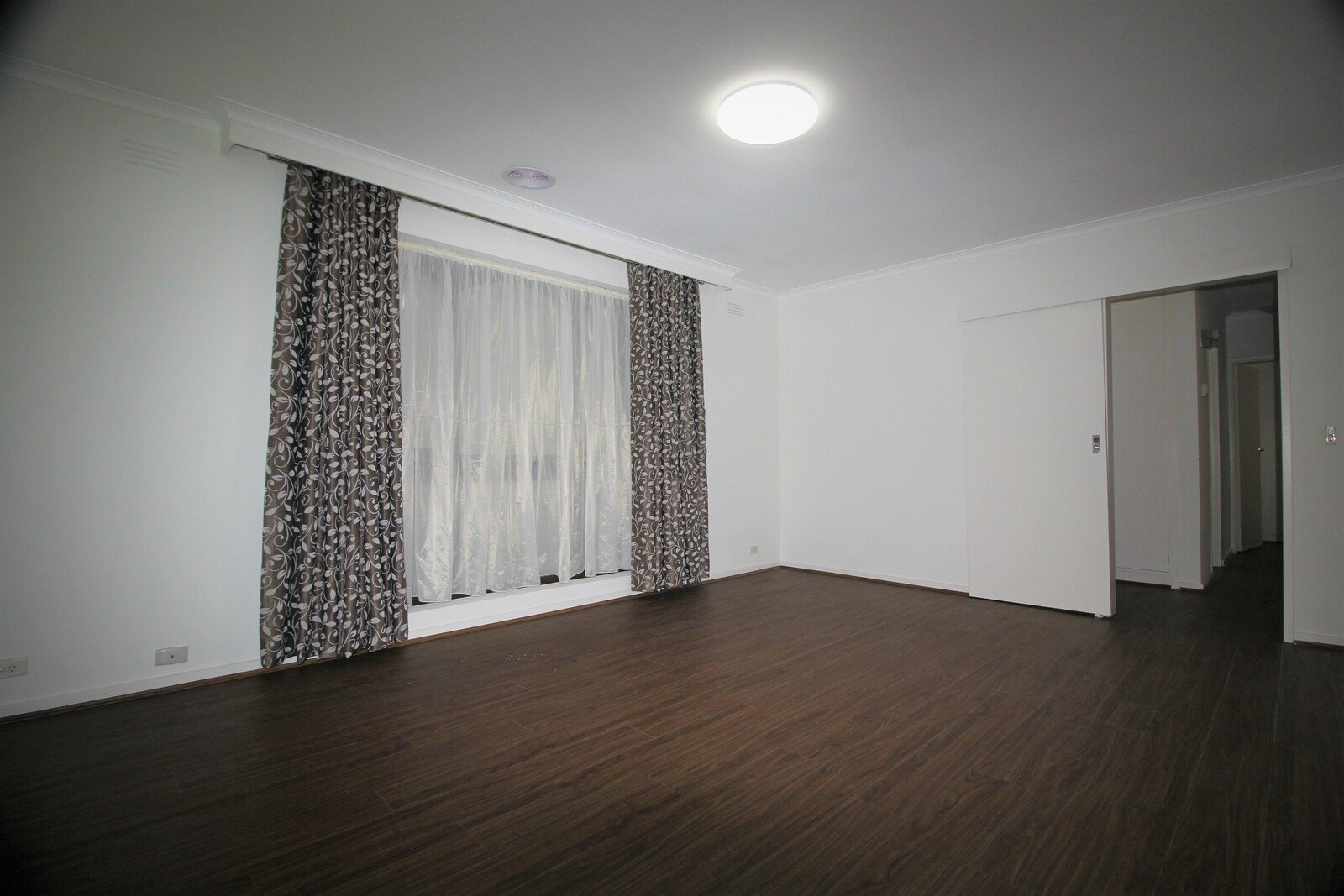 Gallery: 2/1 Adaleigh Court