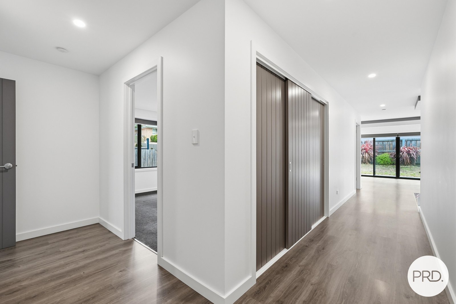 21 Advocate Drive KINGSTON 5