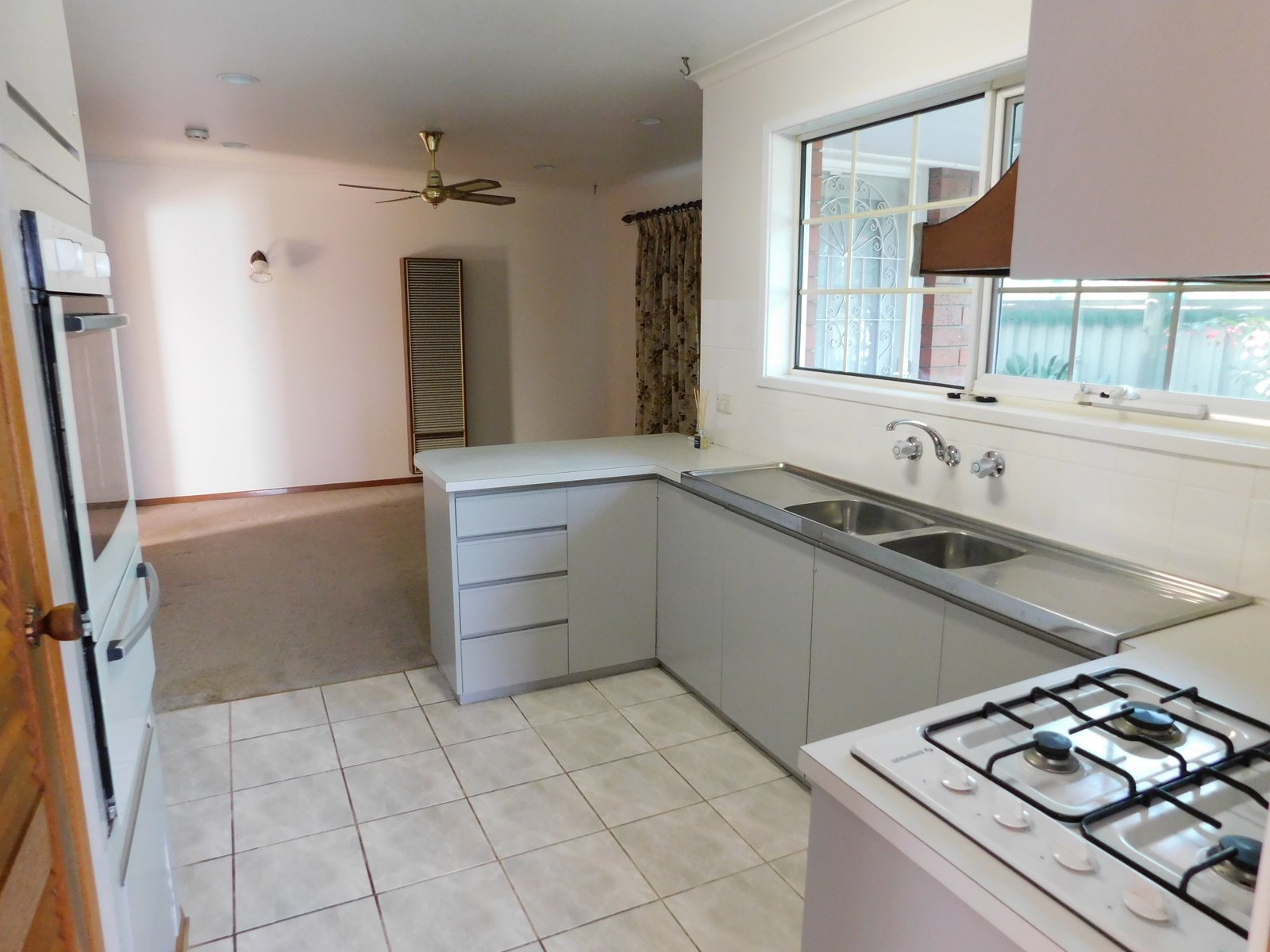 Gallery: 21 Ainslie Avenue