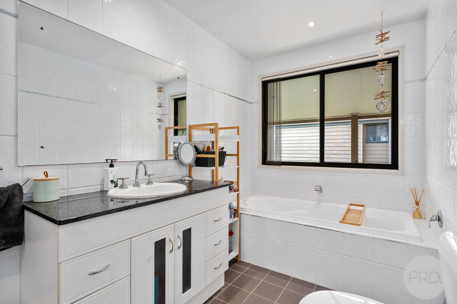 21 Albacore Drive CORLETTE 13