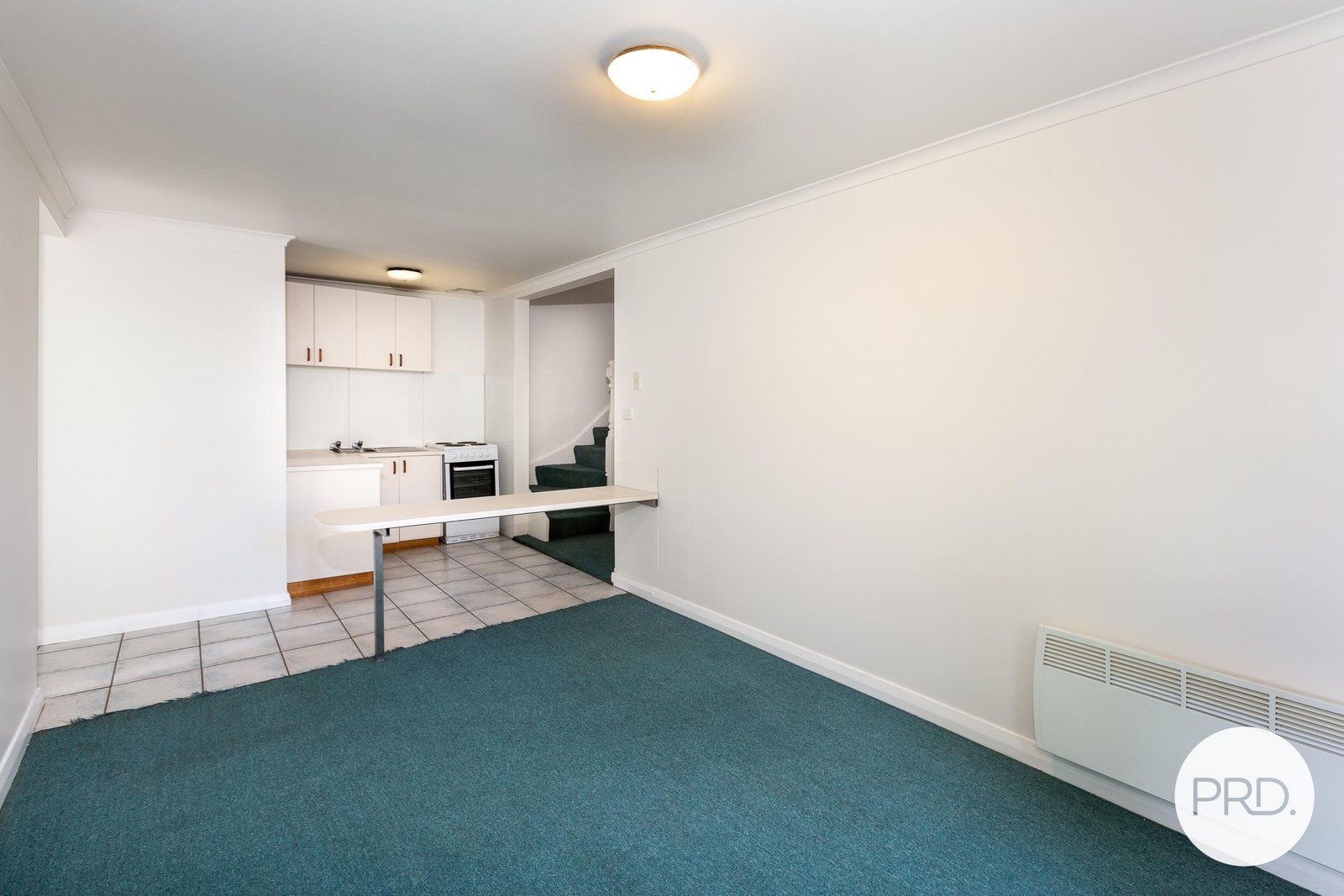 2/1 Albert Road MOONAH 3