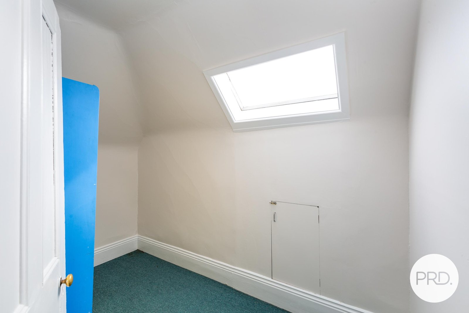 2/1 Albert Road MOONAH 8