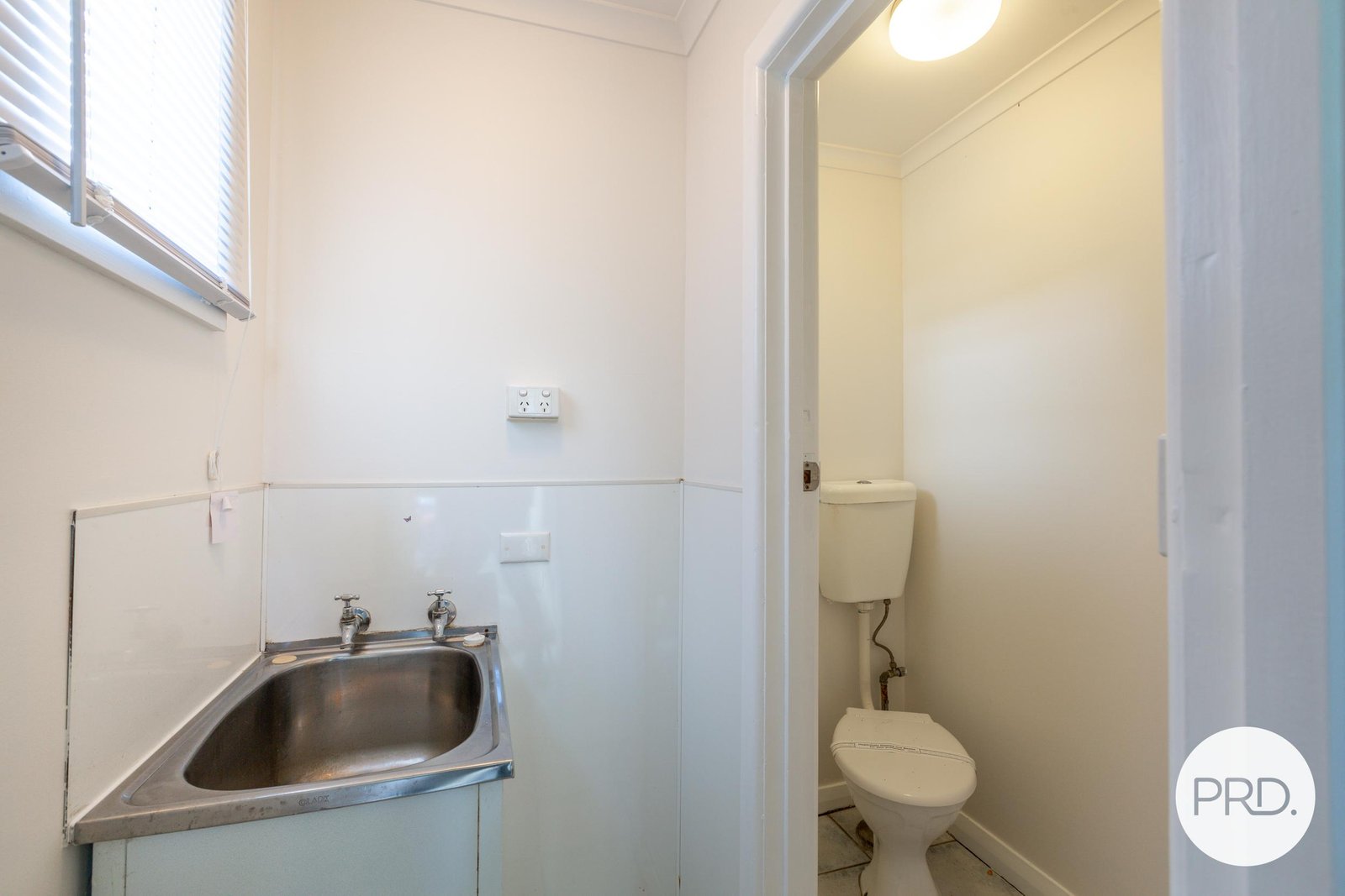 2/1 Albert Road MOONAH 10