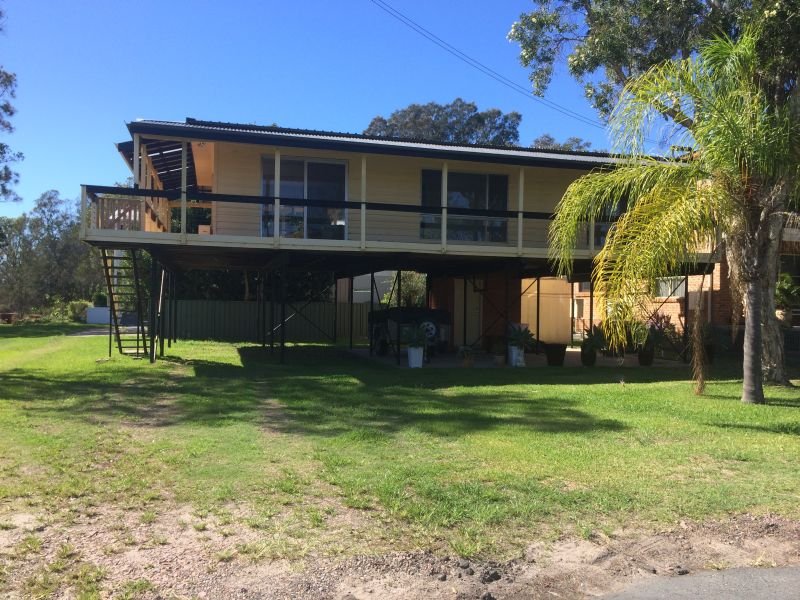 21 Albert St  TAYLORS BEACH 13