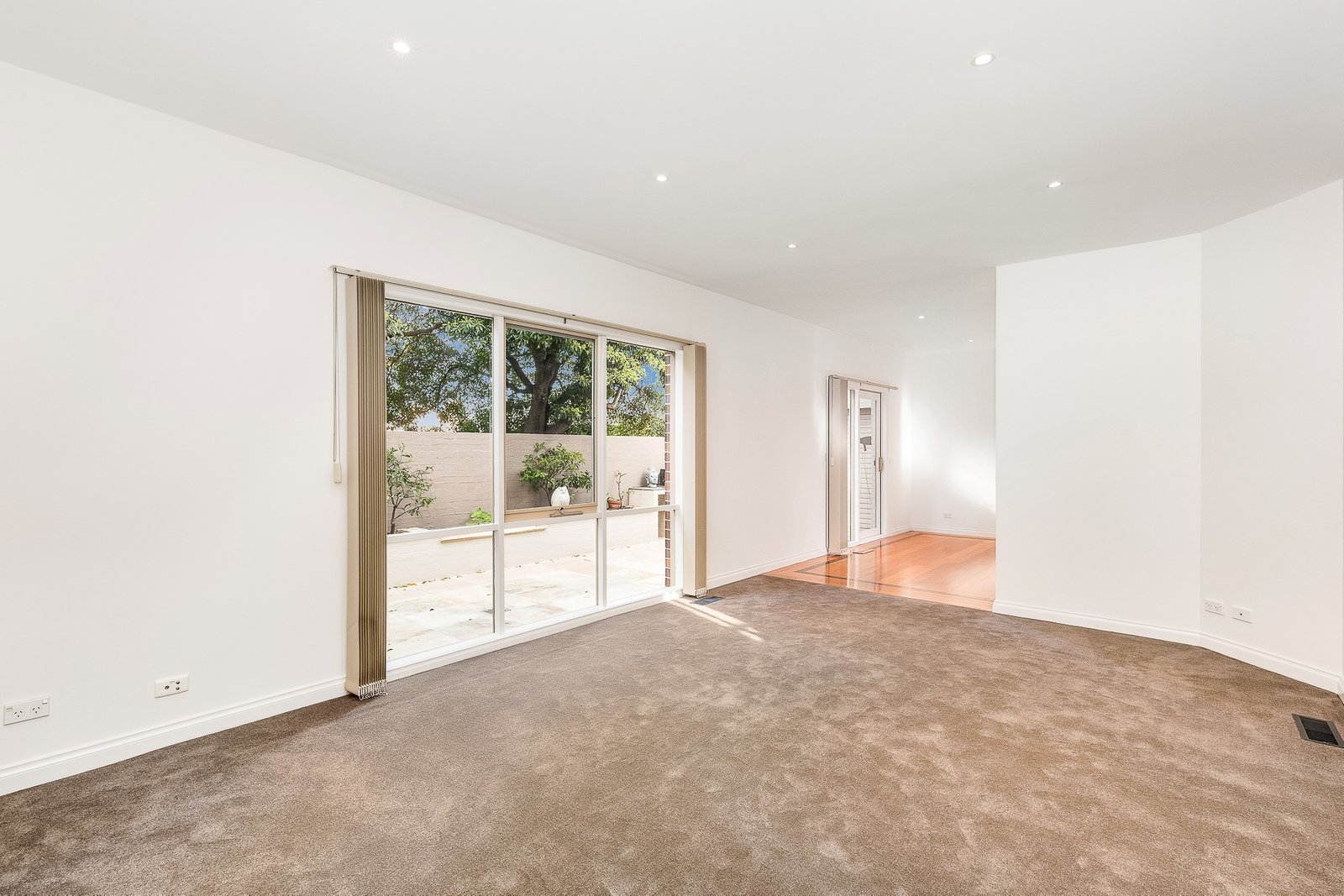 Gallery: 2/1 Albert Street