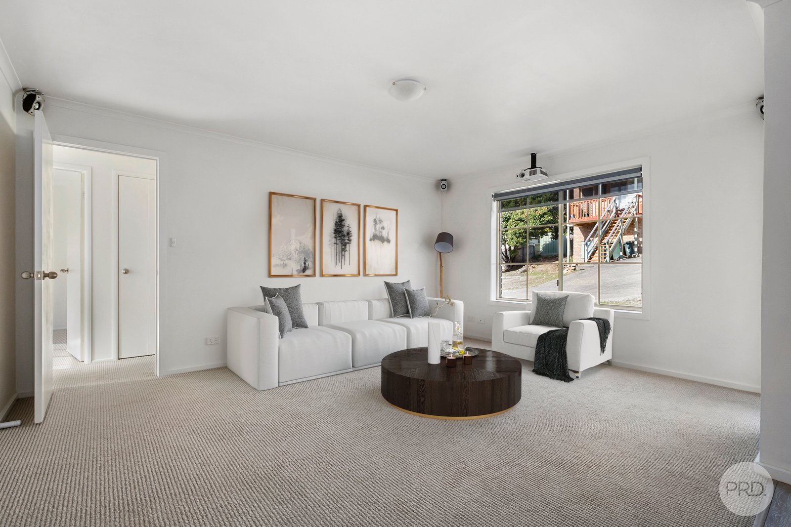 2/1 Allport Place LENAH VALLEY 8