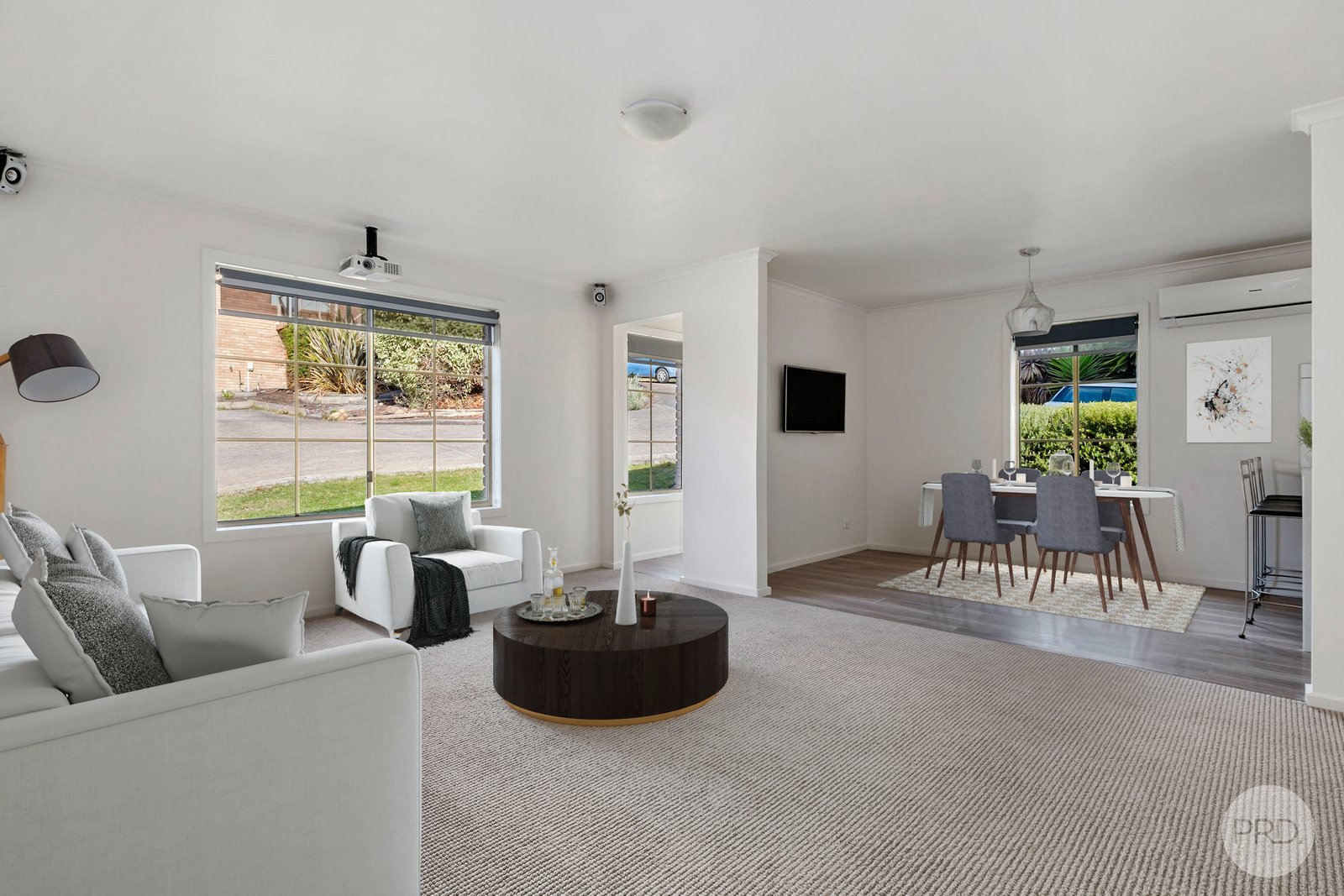 2/1 Allport Place LENAH VALLEY 10