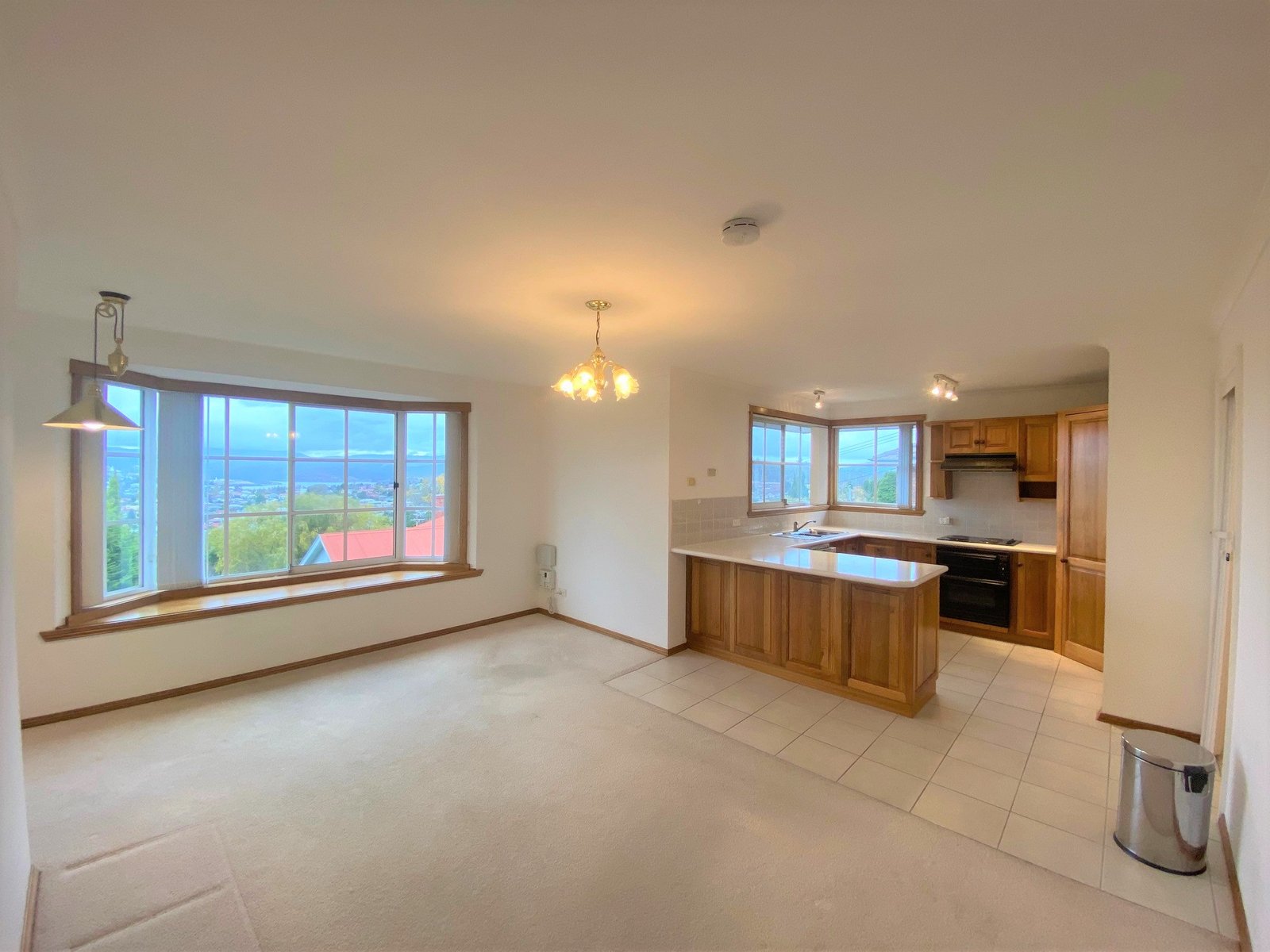 2/1 Alt na Craig Avenue MOUNT STUART 4