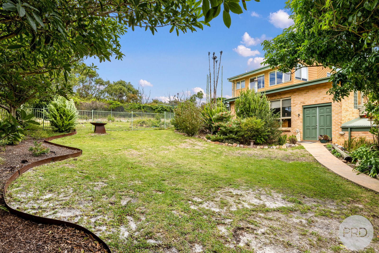 21 Amaroo Crescent FINGAL BAY 26