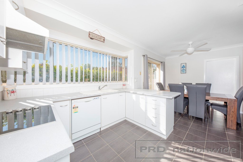 21 Ann Street WALLALONG 2