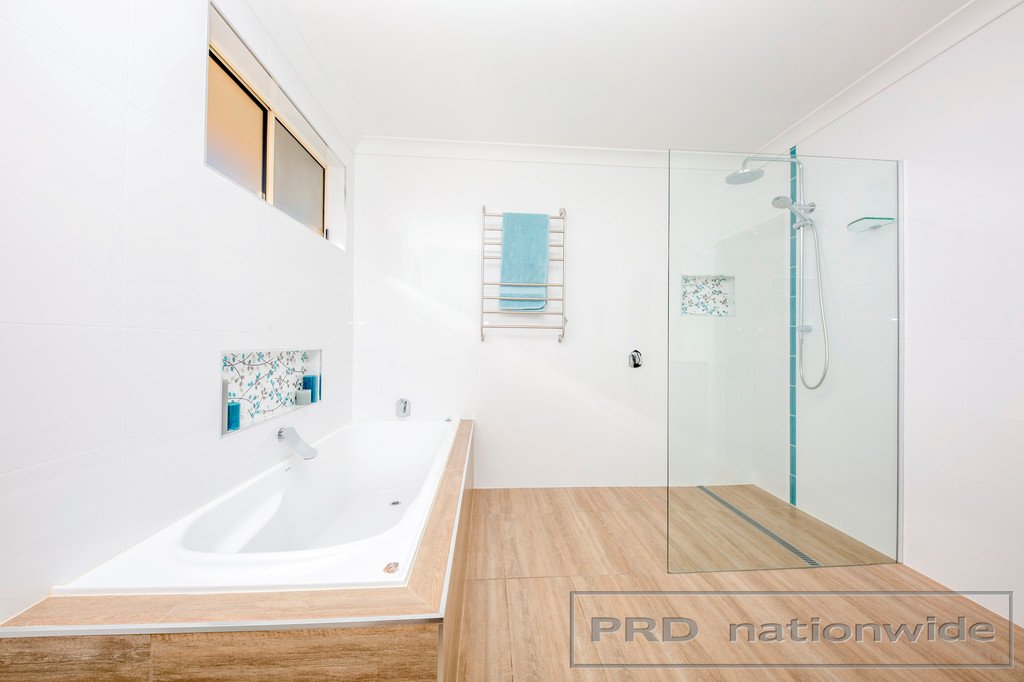 21 Ann Street WALLALONG 8