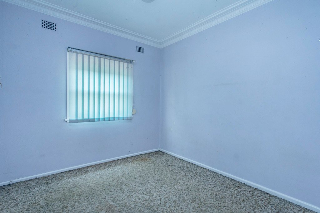 21 Anthony Crescent,  KINGSWOOD 4