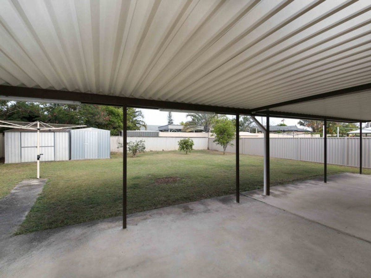 21 Anthony Drive BURLEIGH WATERS 3