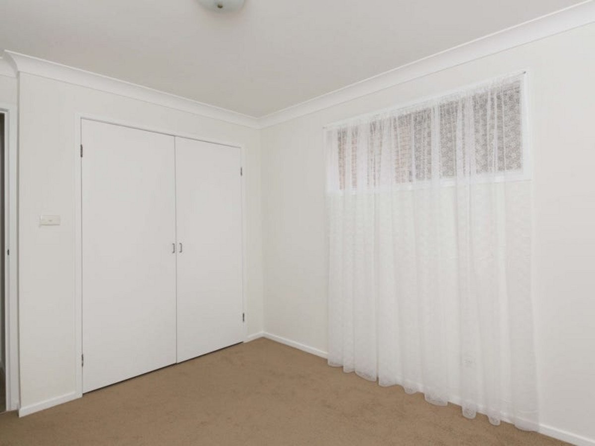 21 Anthony Drive BURLEIGH WATERS 8