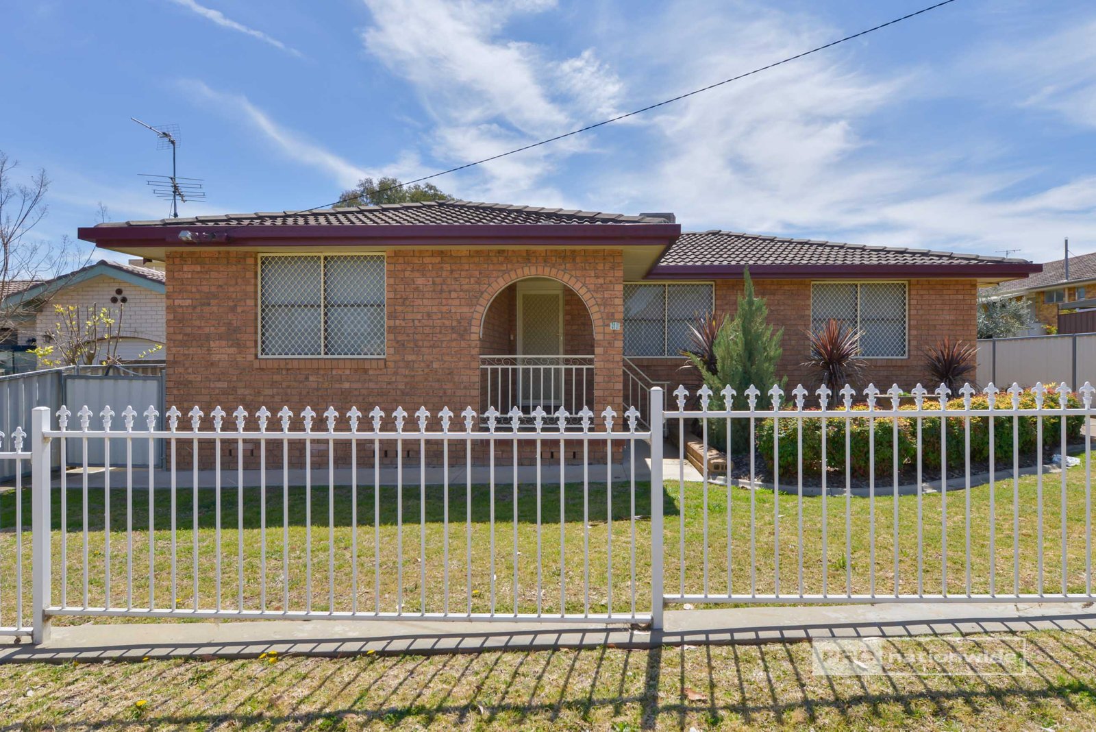 21 Arinya Street TAMWORTH 1