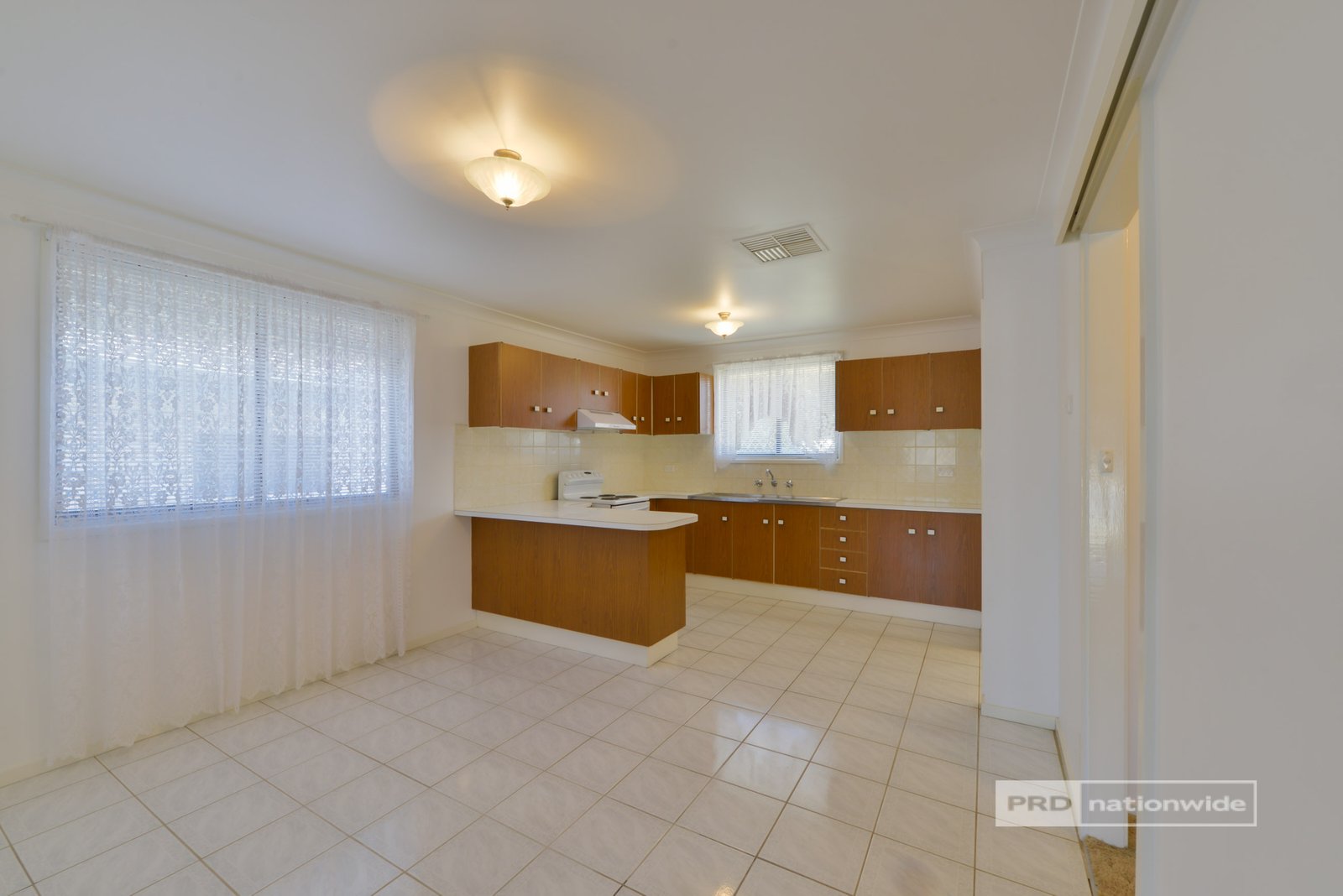 21 Arinya Street TAMWORTH 6