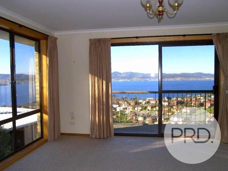 21 Ascot Avenue SANDY BAY 9