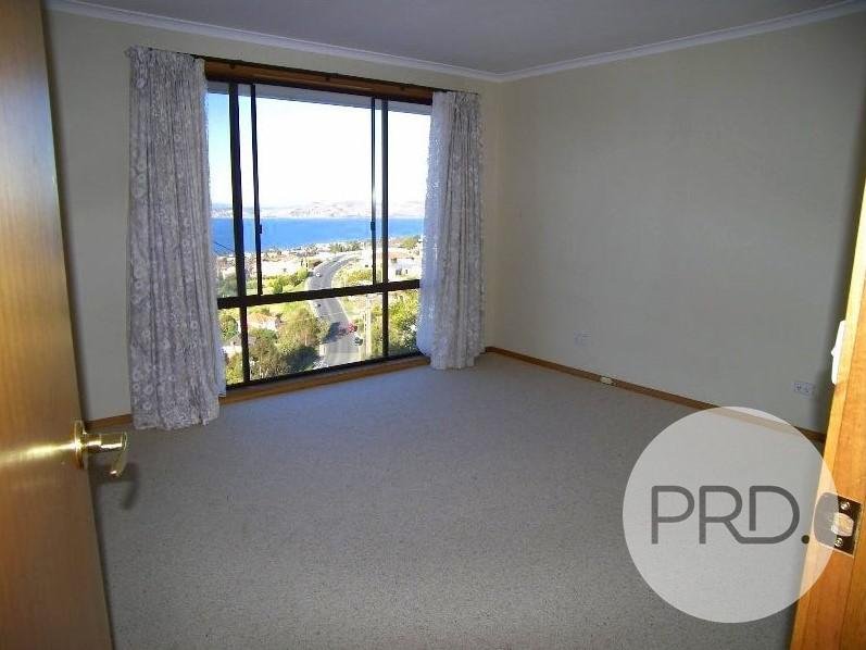 21 Ascot Avenue SANDY BAY 10