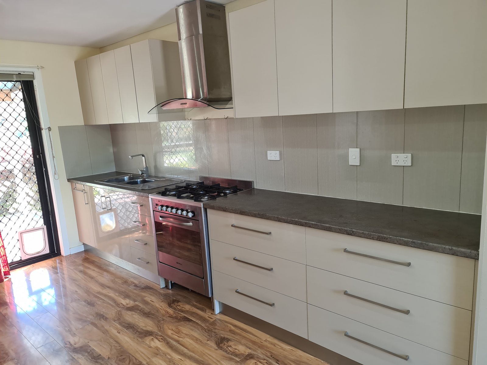 21 Awoonga Dam Road BENARABY 3