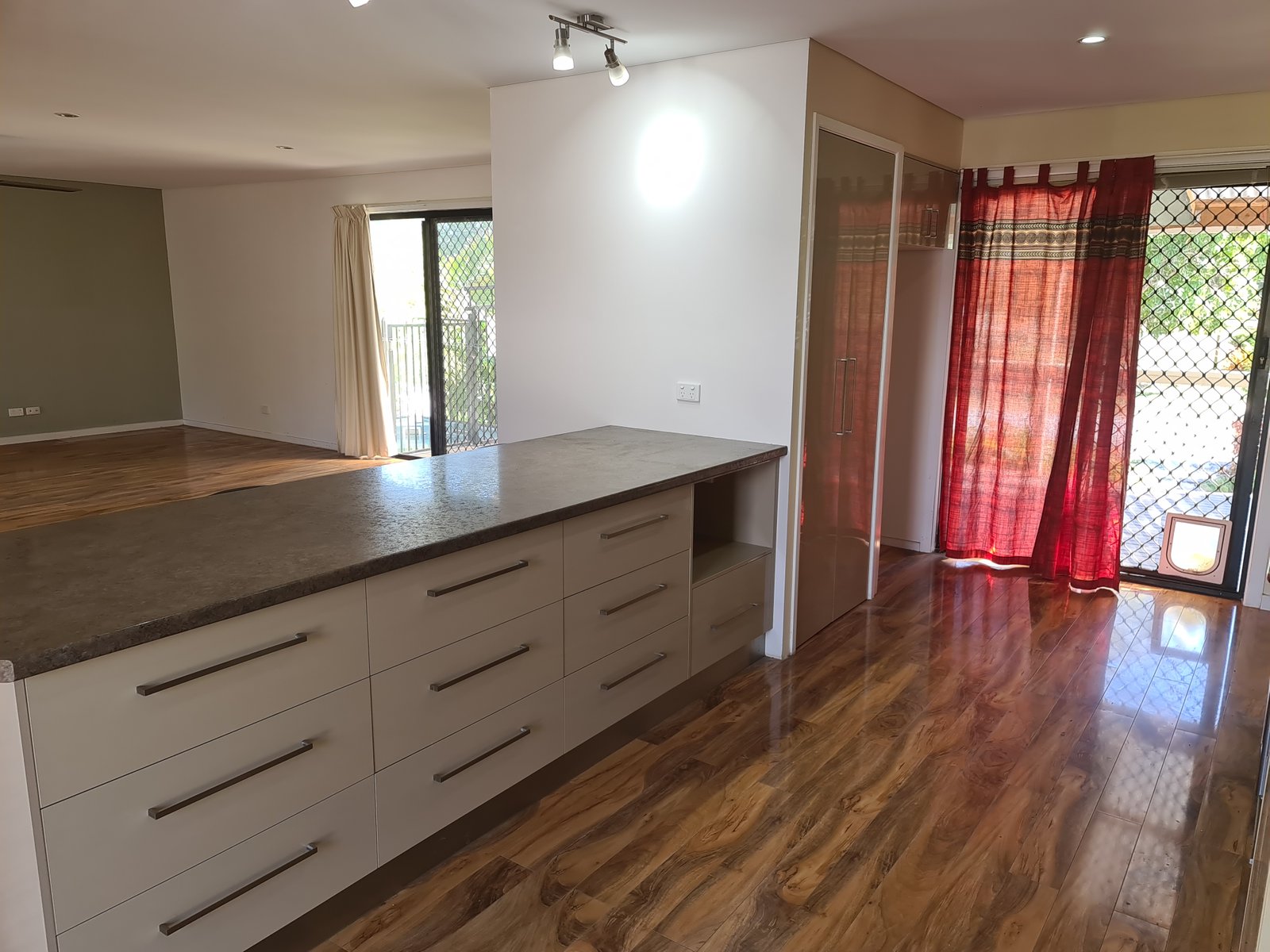 21 Awoonga Dam Road BENARABY 6