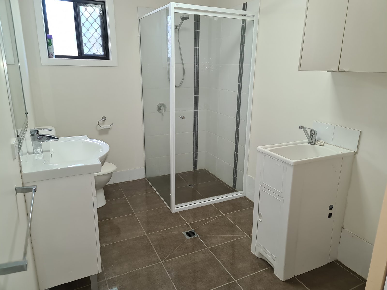 21 Awoonga Dam Road BENARABY 9