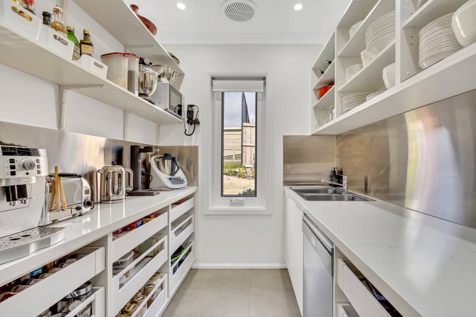 Real Estate and Property in 21 Ballymoyer Mews, Woodend, VIC