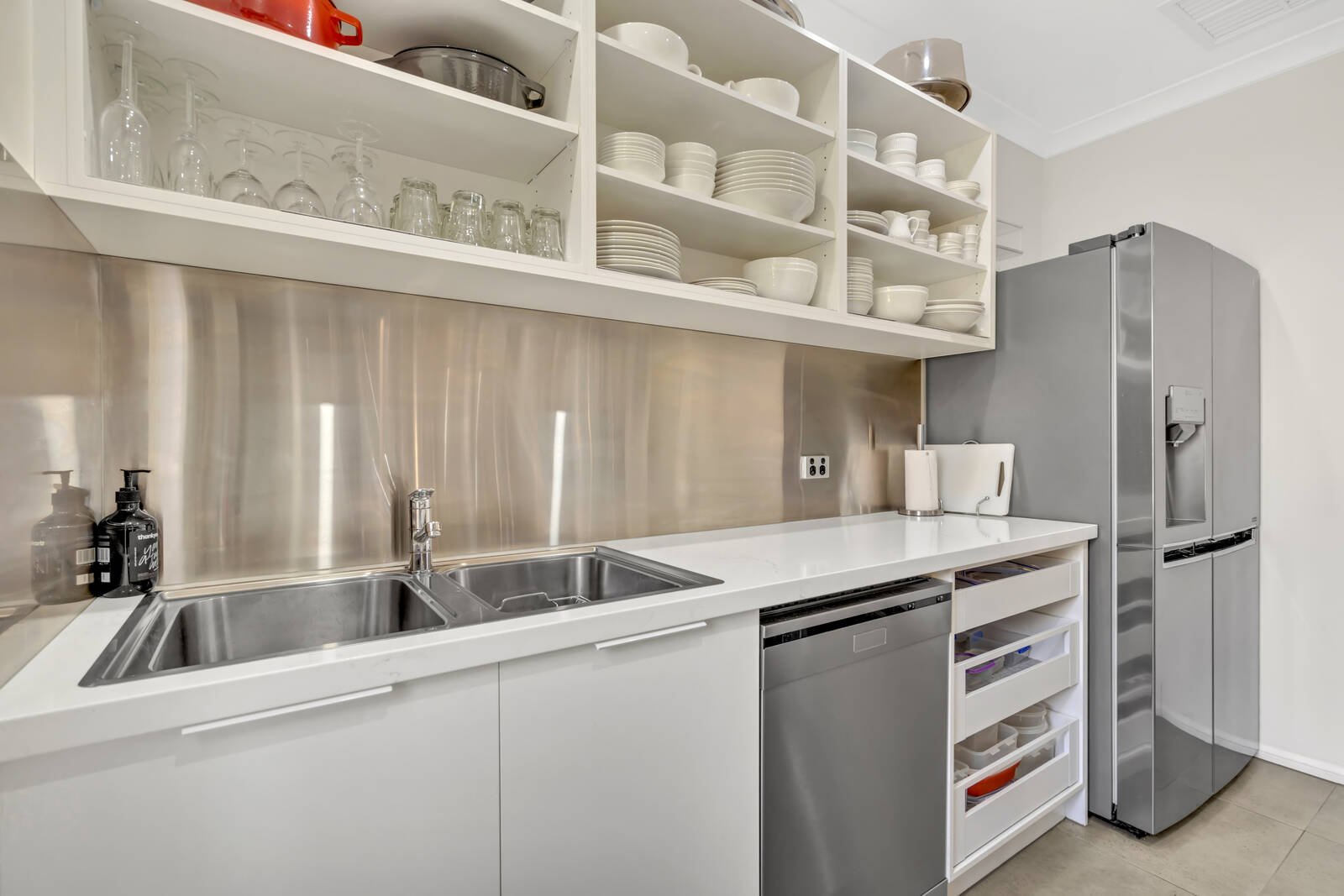 Real Estate and Property in 21 Ballymoyer Mews, Woodend, VIC