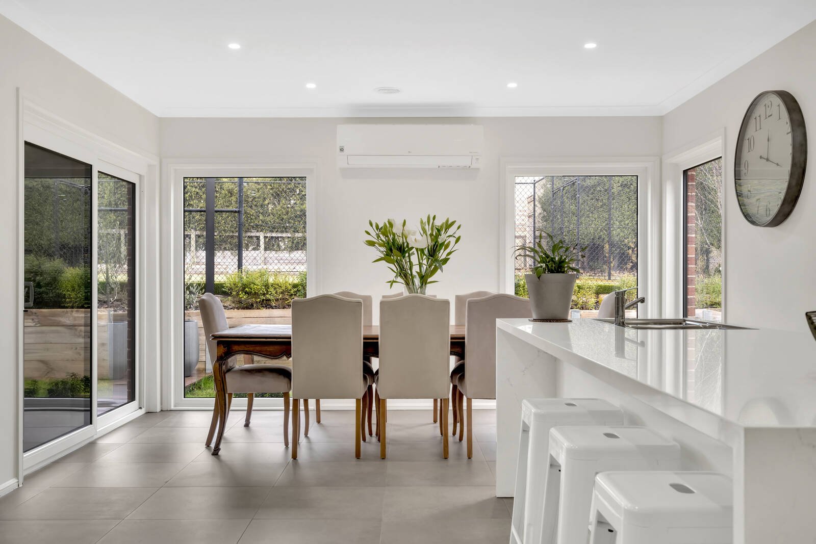 Real Estate and Property in 21 Ballymoyer Mews, Woodend, VIC