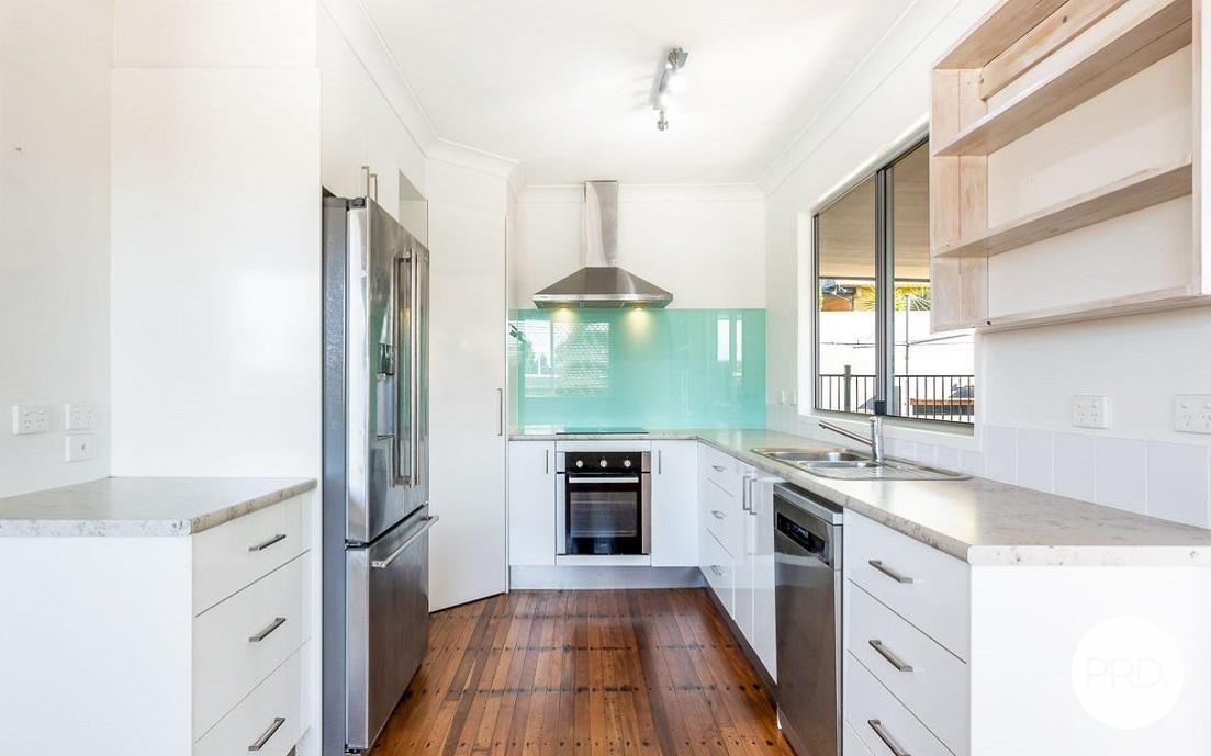 21 Bambarra Street SOUTHPORT 3
