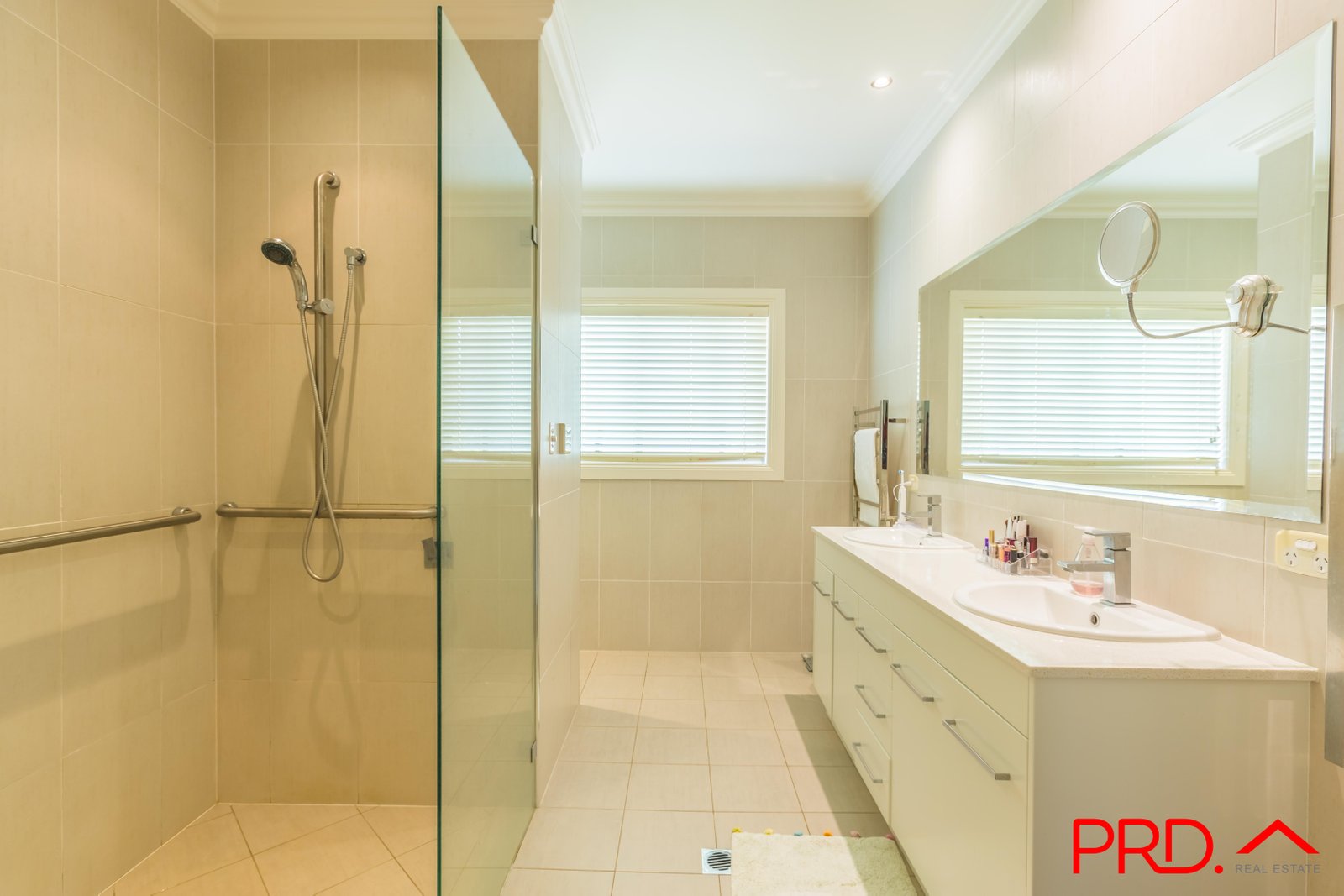 21 Barakula Drive TAMWORTH 14