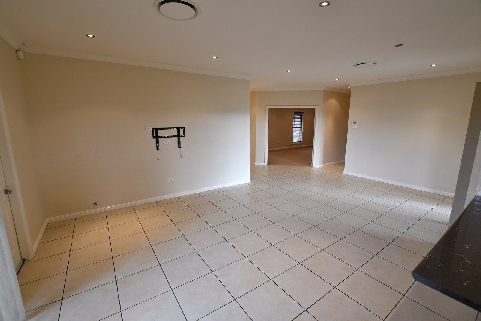 21 Barrington Drive TAMWORTH 7