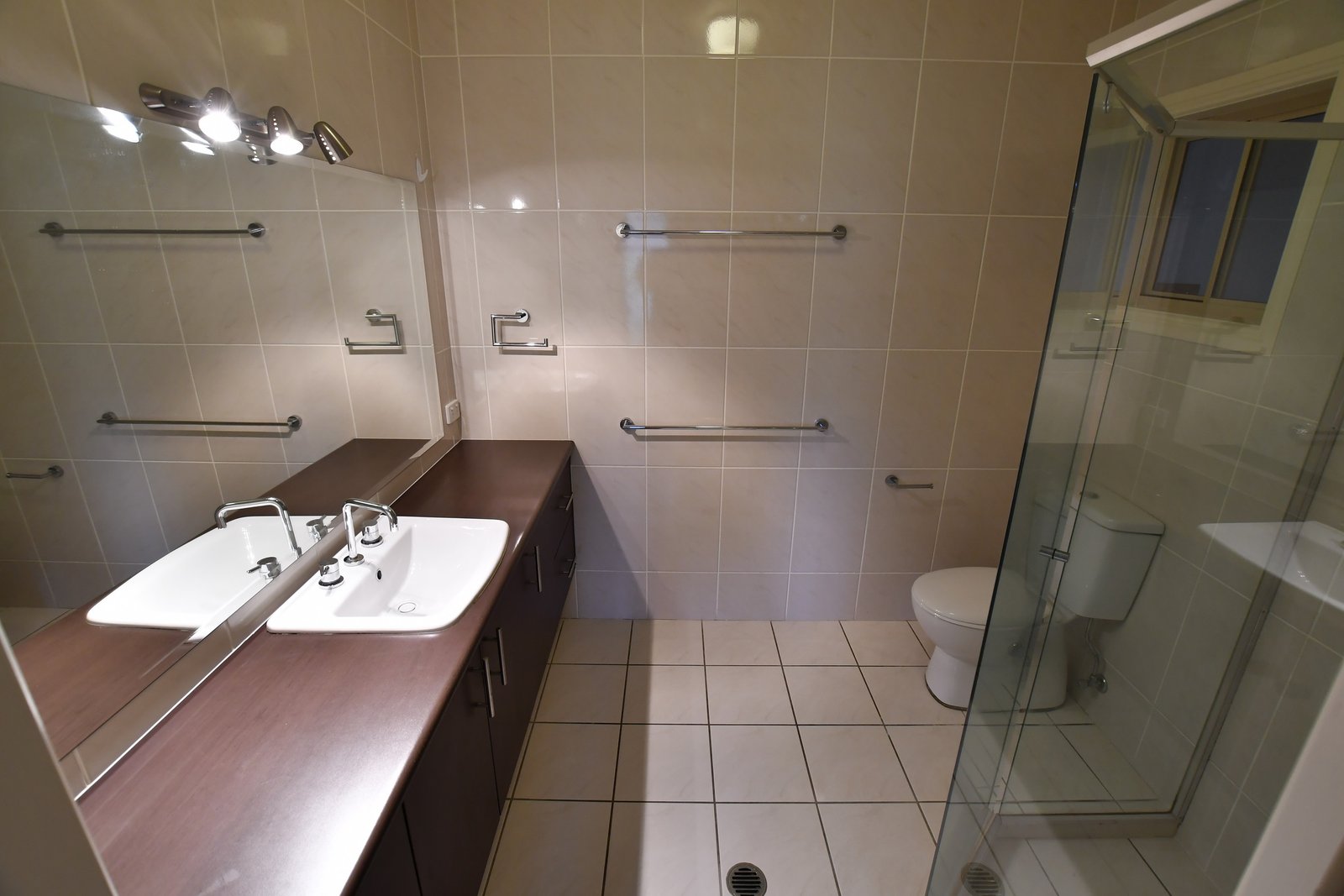 21 Barrington Drive TAMWORTH 9