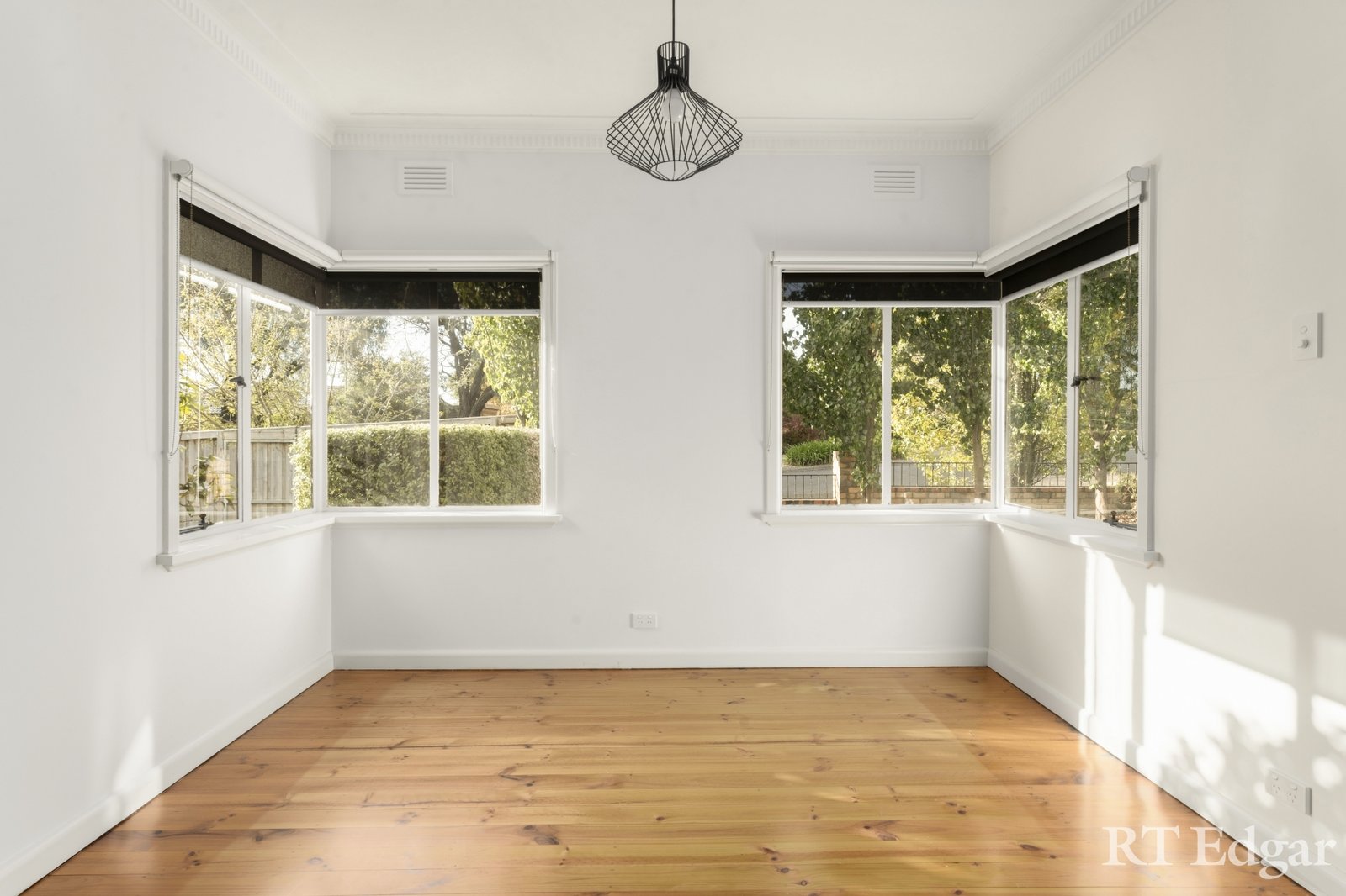 Real Estate and Property in 21 Barton Street, Kyneton, VIC