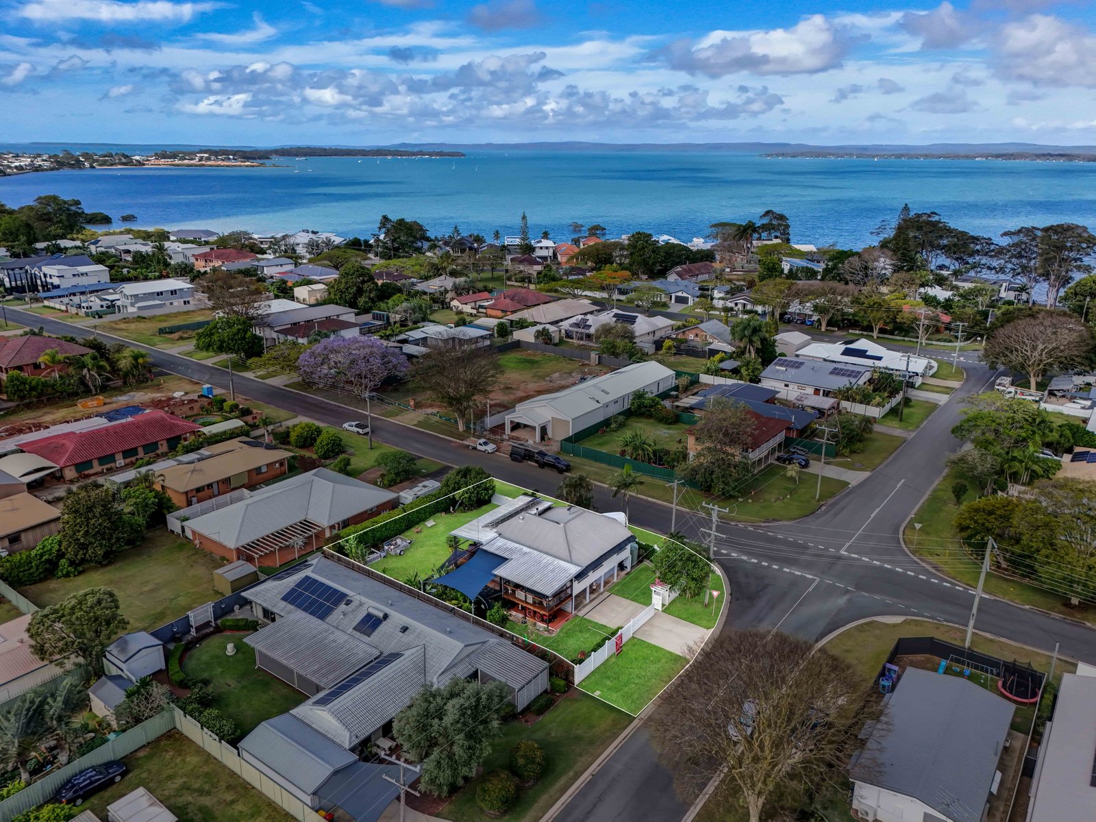 21 BAY Street REDLAND BAY 2