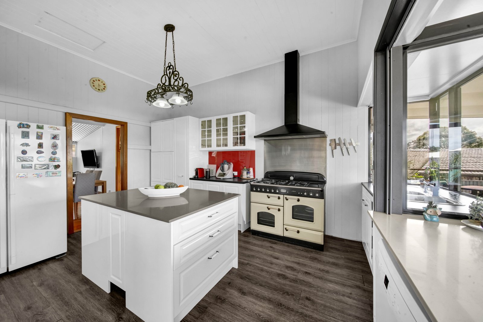 21 BAY Street REDLAND BAY 17