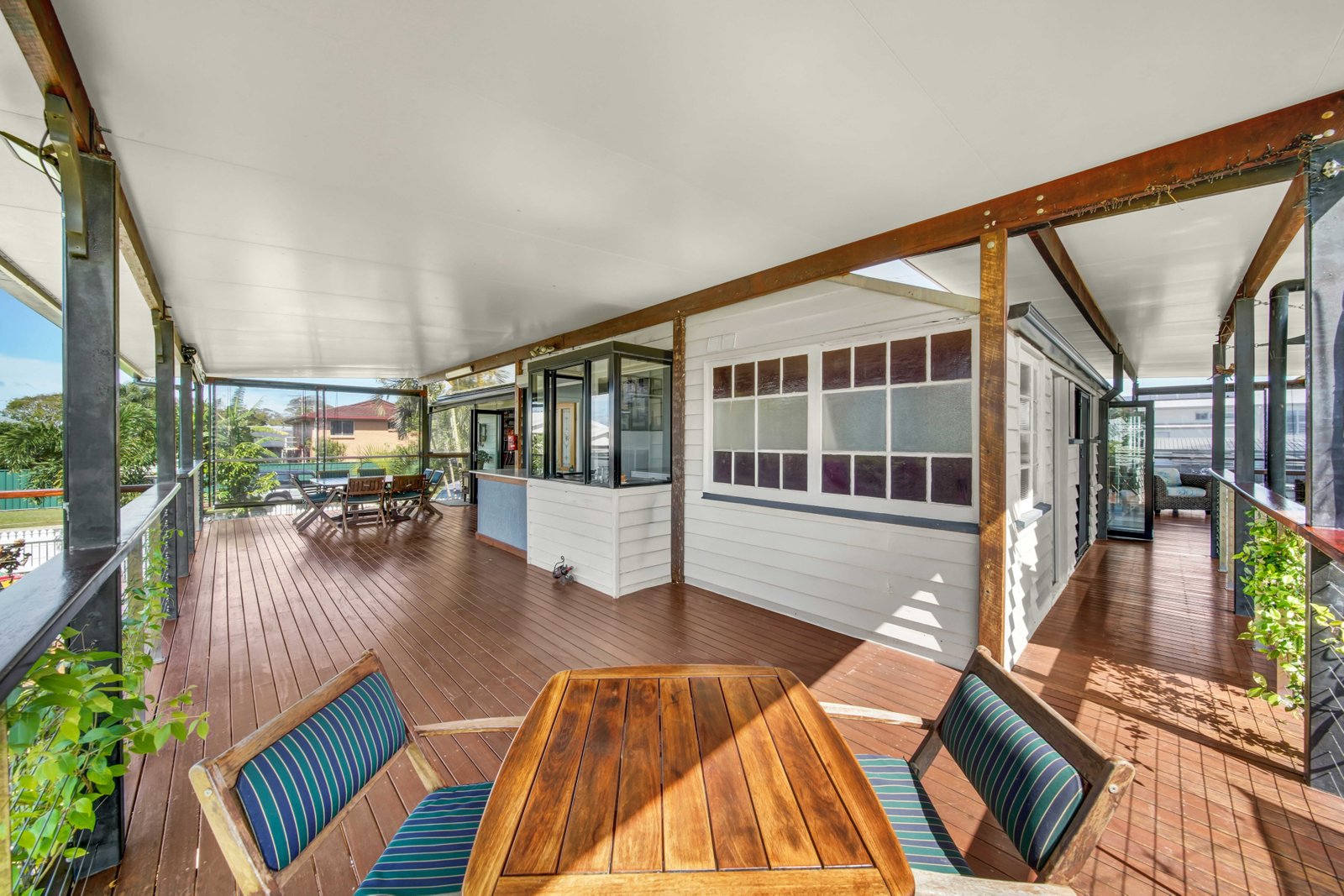 21 BAY Street REDLAND BAY 23