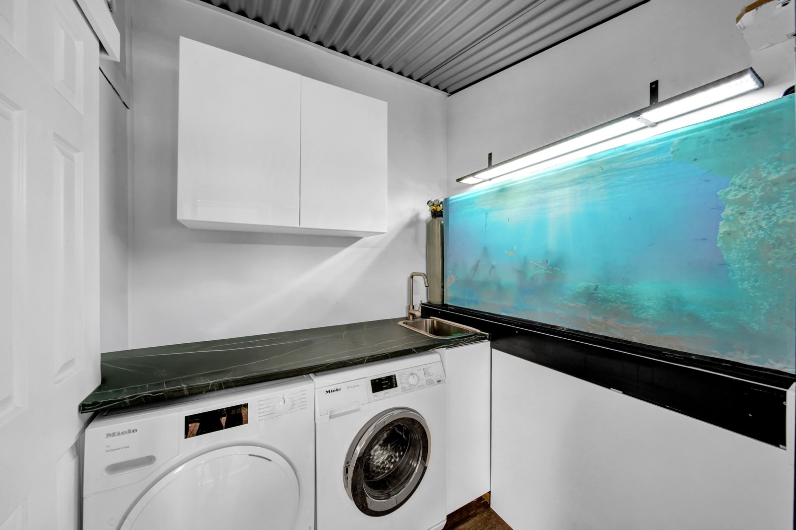 21 BAY Street REDLAND BAY 34