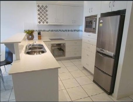 2/1 BEACH Avenue TANNUM SANDS 4