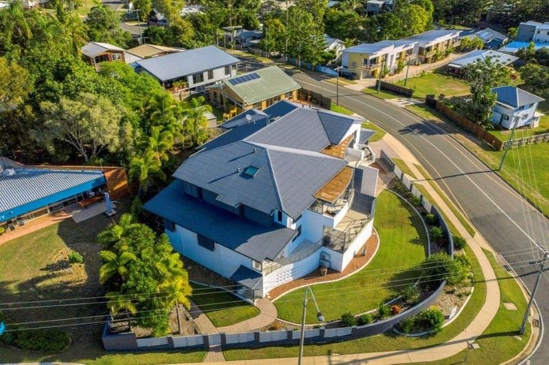 2/1 BEACH Avenue TANNUM SANDS 10