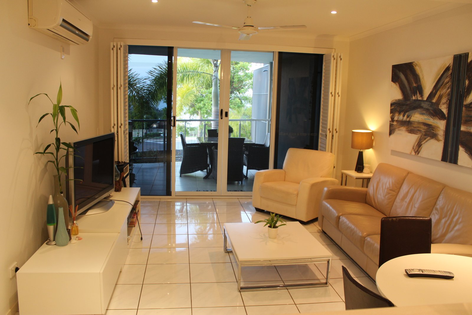 2/1 BEACH Avenue TANNUM SANDS 4