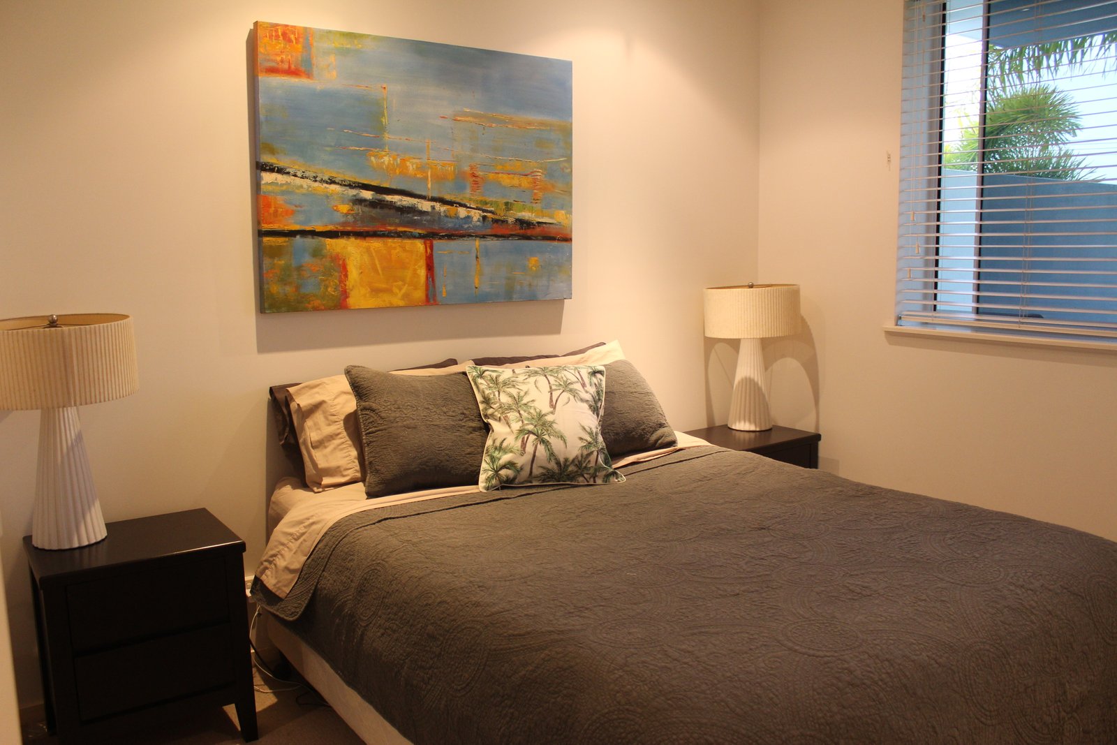 2/1 BEACH Avenue TANNUM SANDS 5