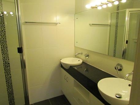 2/1 BEACH Avenue TANNUM SANDS 8
