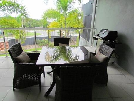 2/1 BEACH Avenue TANNUM SANDS 9