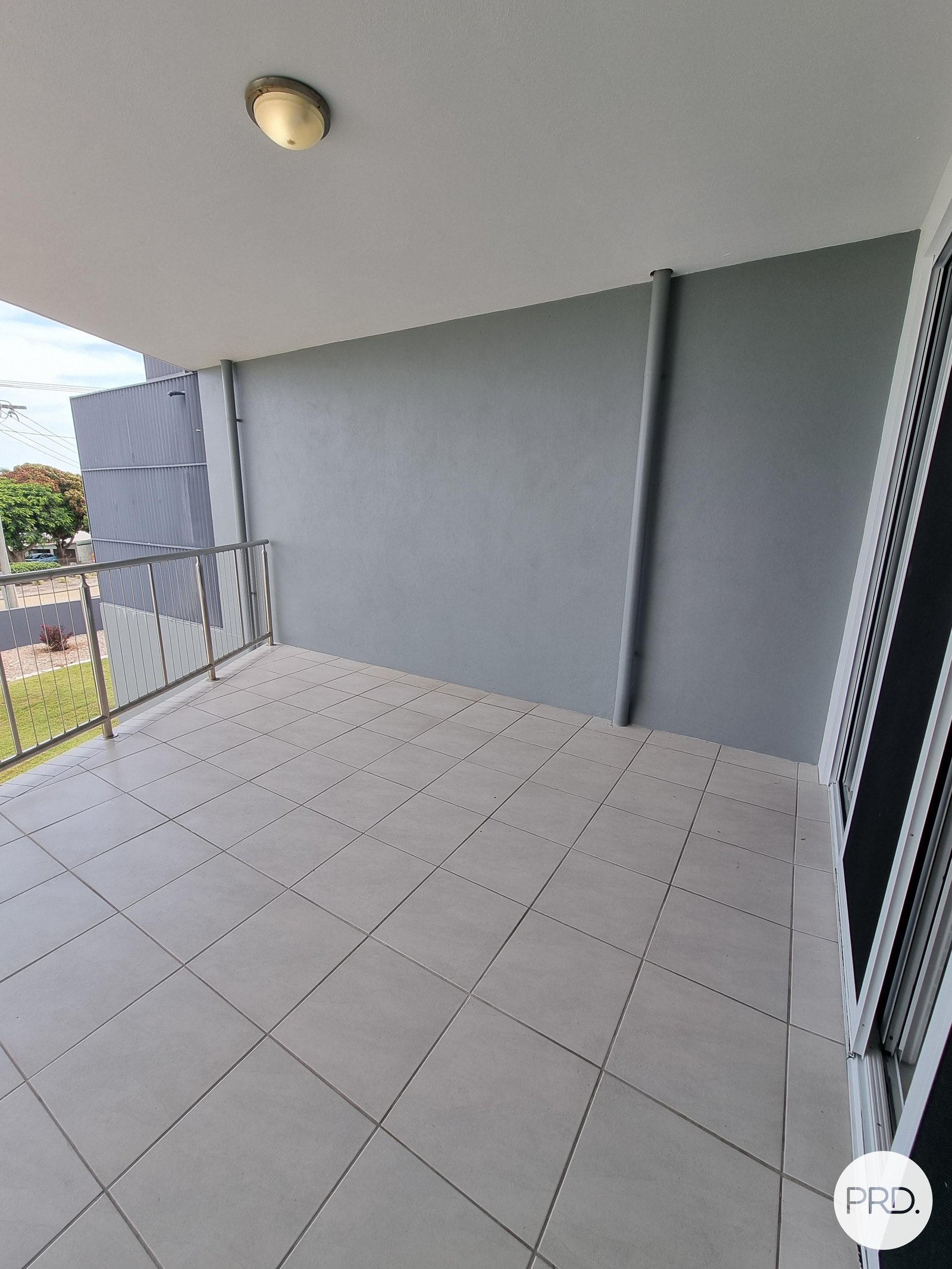 2/1 BEACH Avenue TANNUM SANDS 13