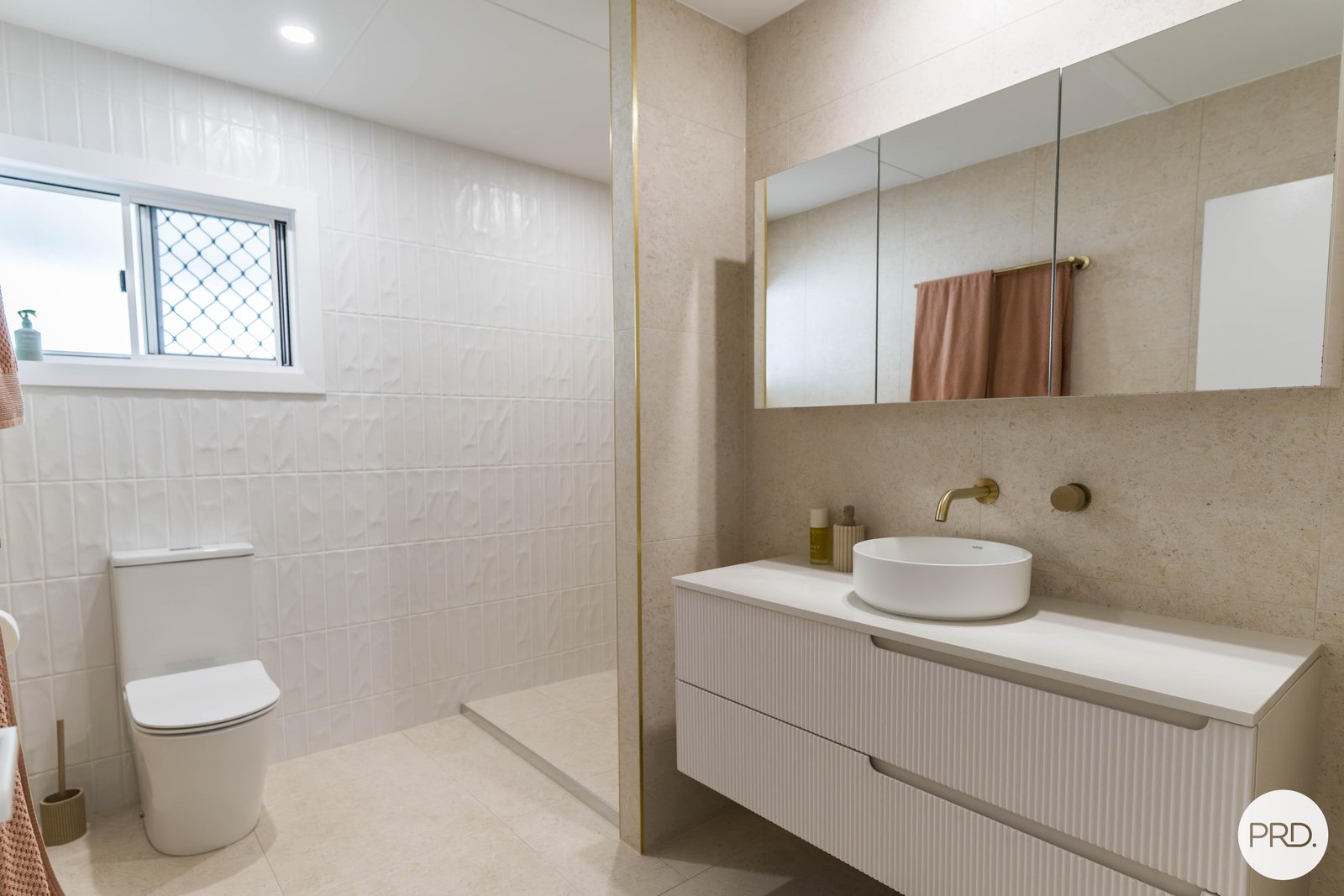 21 Bezzina Court BUCASIA 11